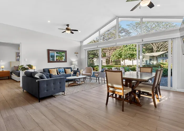The Point Casa 17 At Avellanas Near Tamarindo *
